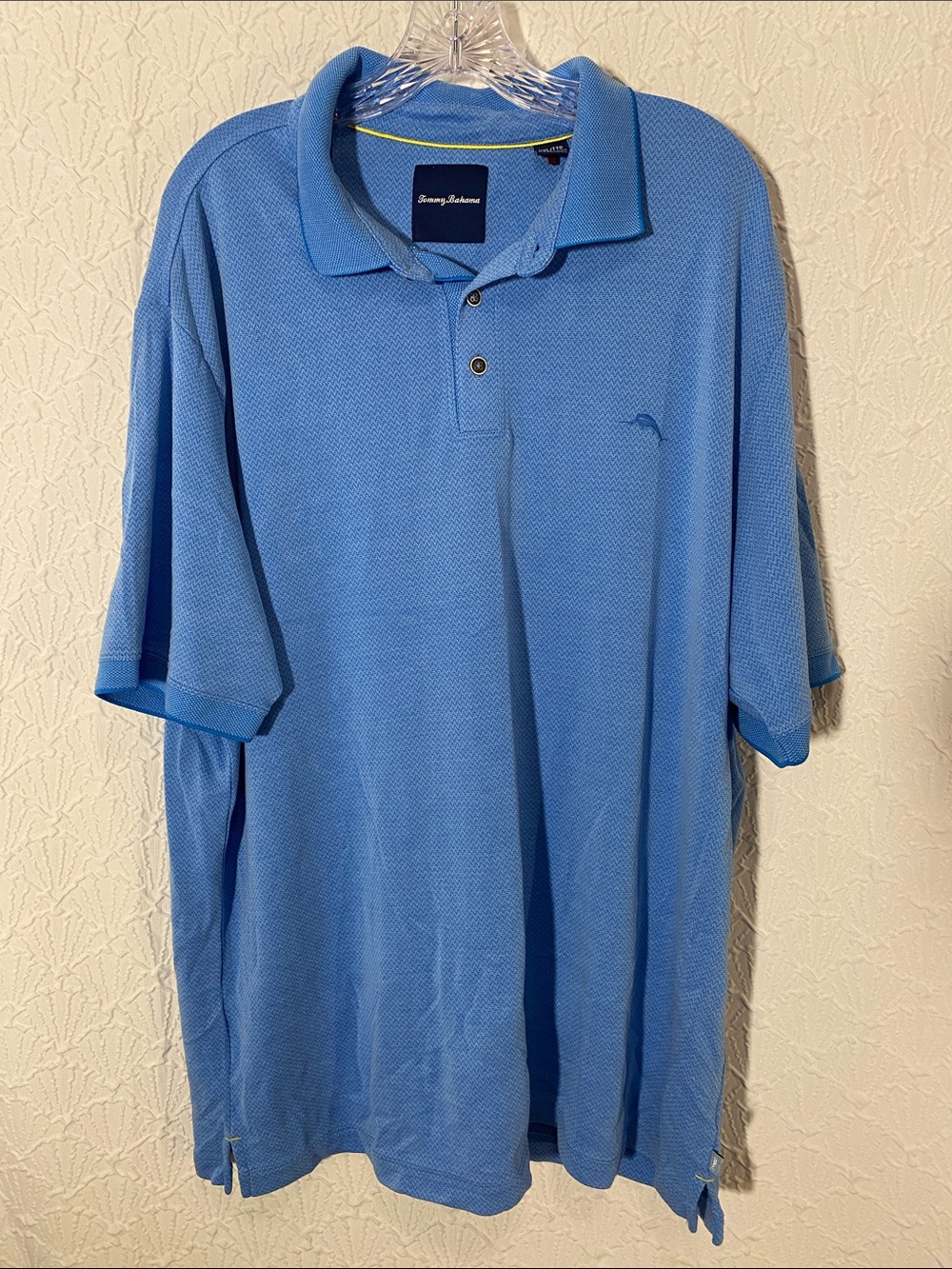 Tommy Bahama Light Blue Men's Polo Size XXL Incredibly soft fabric Resort Attire